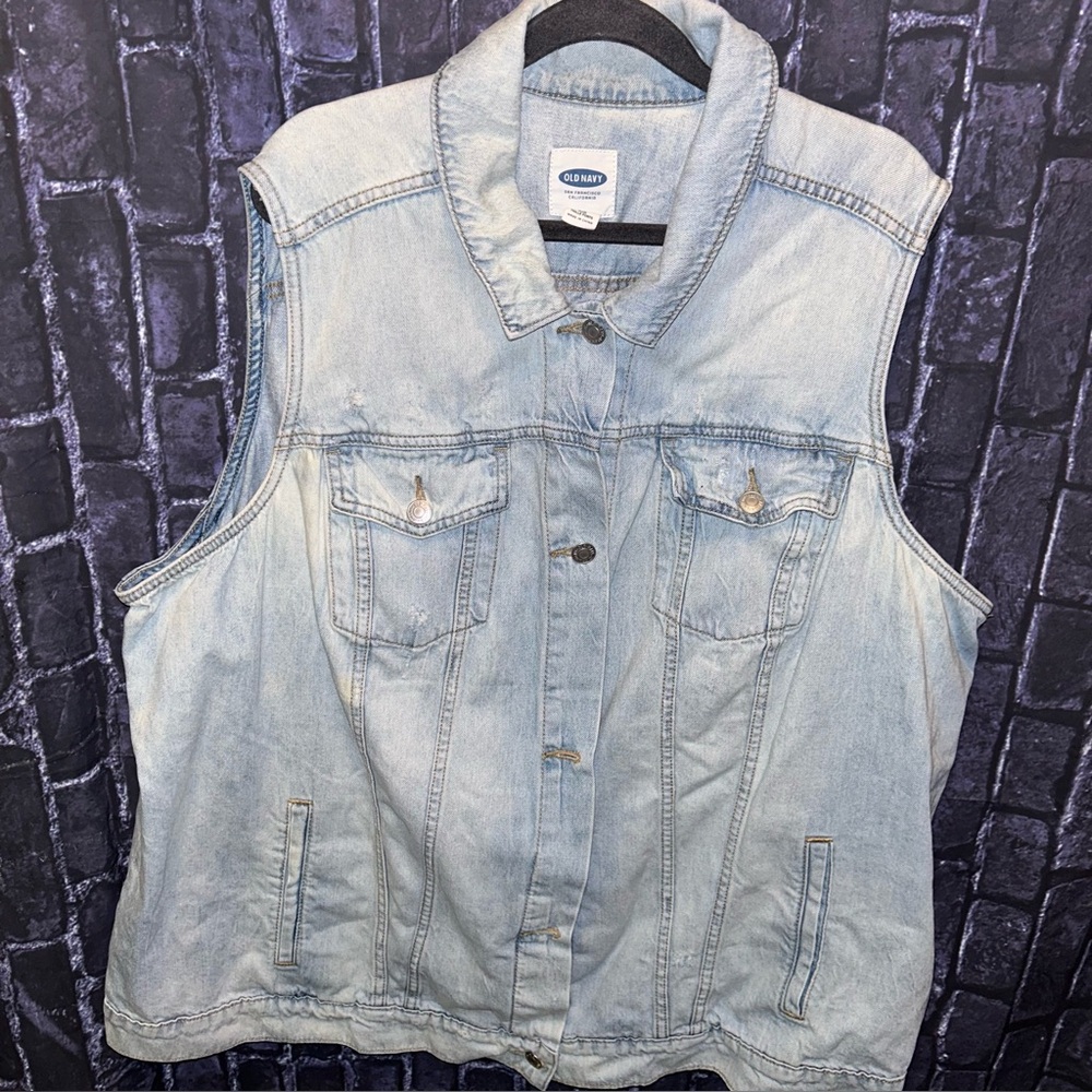 Old Navy Light Wash Denim Vest sz 4x - Picture 4 of 14